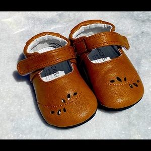 Jack and Lily leather baby shoes